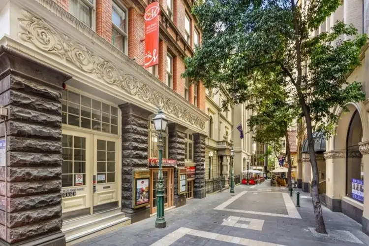 902/18-20 Bank Place, Melbourne VIC 3000