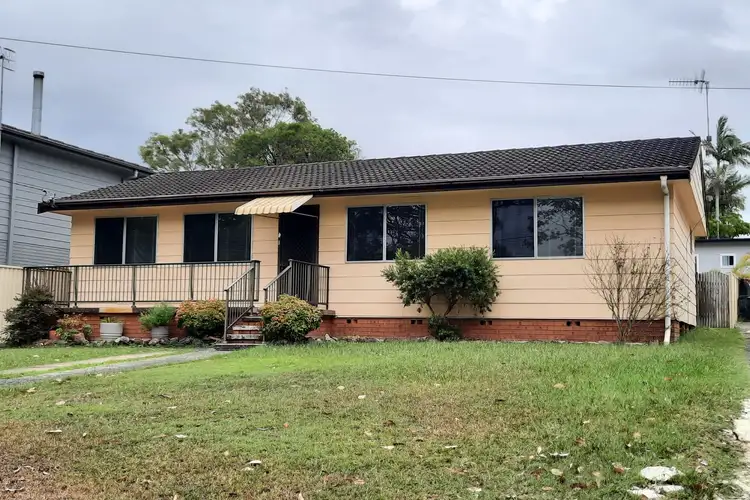 Main view of Homely house listing, 10 Swan Street, Kanwal NSW 2259