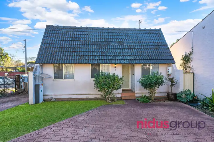 1/33 Kista Dan Avenue, Tregear NSW 2770