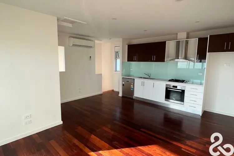 Second view of Homely townhouse listing, 6/18 Bailey Avenue, Preston VIC 3072