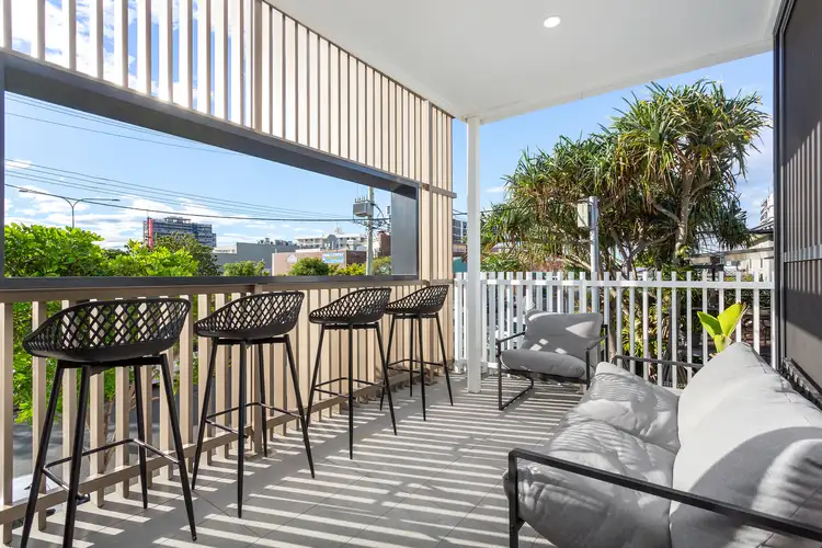 1/12 Seventh Avenue, Palm Beach QLD 4221