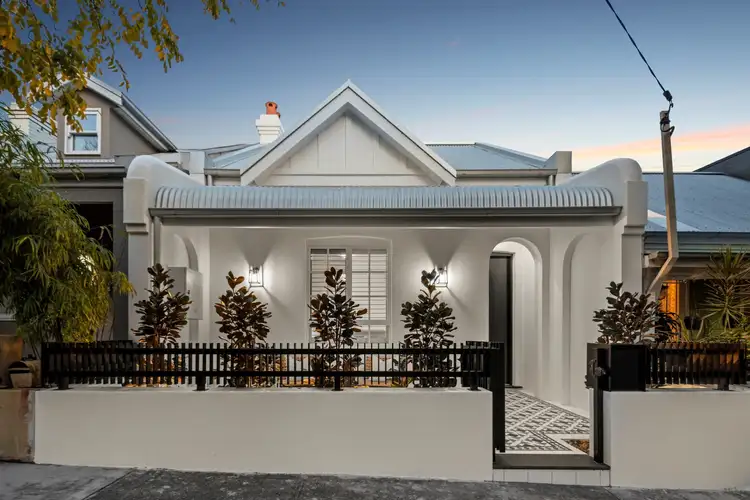 22 Dibbs Street