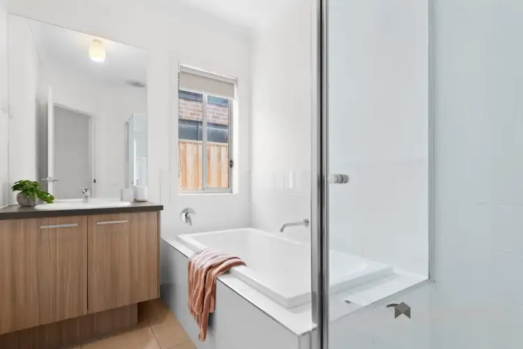 Fifth view of Homely house listing, 10 Mossop Road, Tarneit VIC 3029