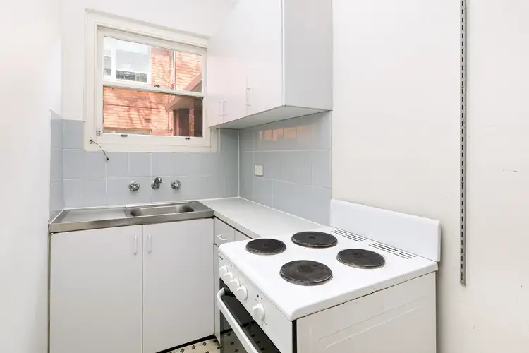 Third view of Homely unit listing, 4/46 Seaview Street, Cronulla NSW 2230