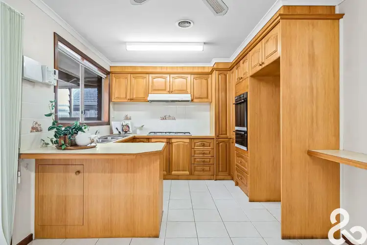 Sixth view of Homely house listing, 1/15 Allwyn Crescent, Mill Park VIC 3082
