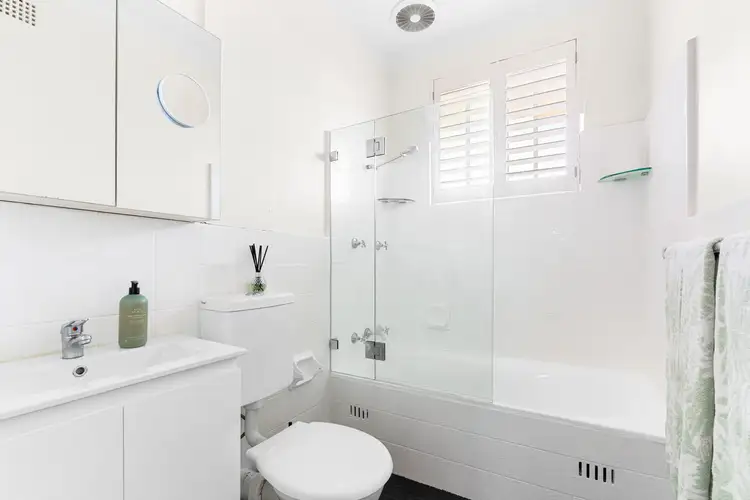 Fourth view of Homely unit listing, 8/102 Oaks Avenue, Dee Why NSW 2099