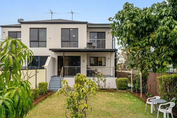 60 Lynwen Crescent, Banksia NSW 2216