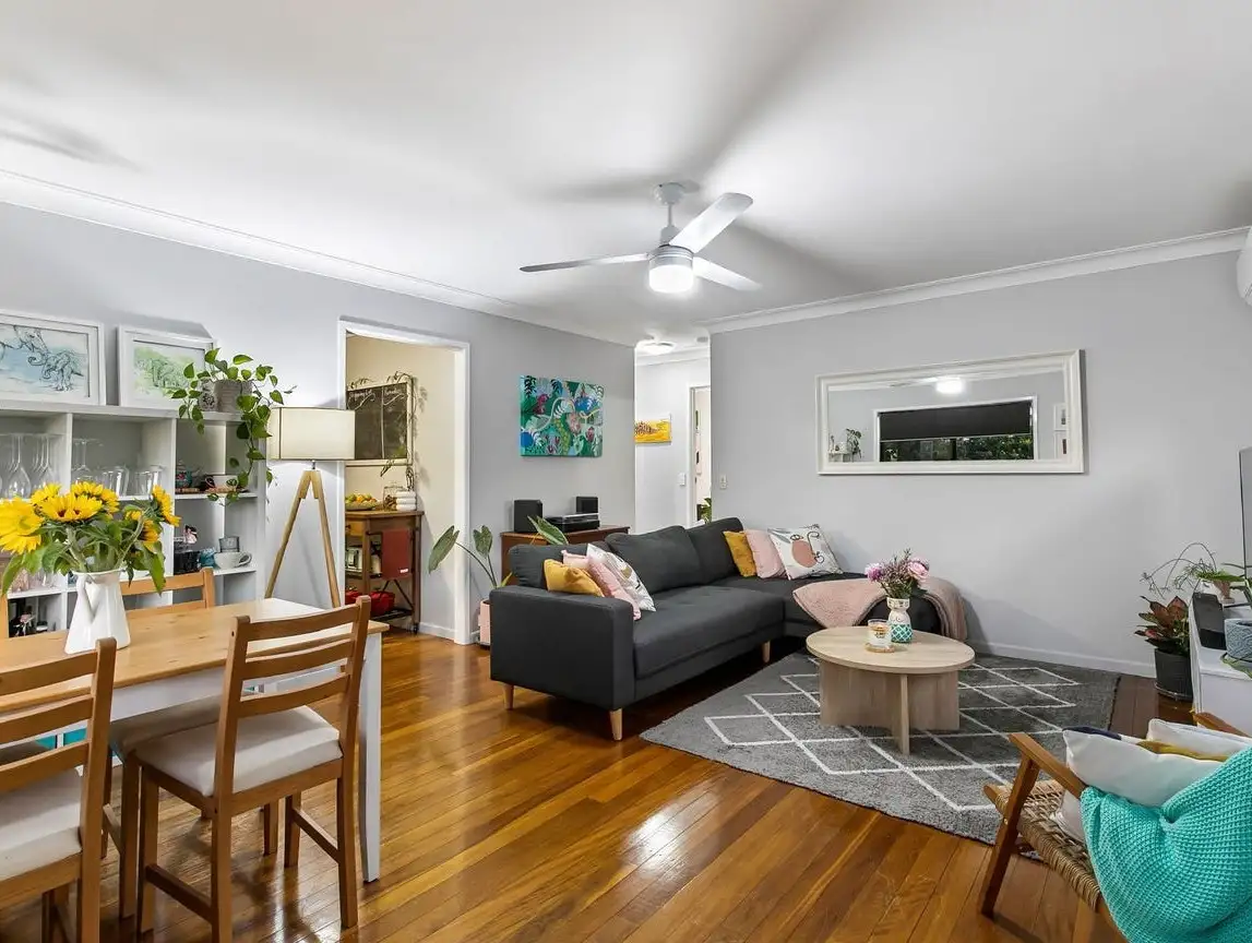 Main view of Homely unit listing, 1/10 Biran Street, Camp Hill QLD 4152