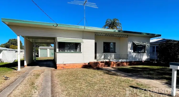 10 Moreton Street, Dalby QLD 4405