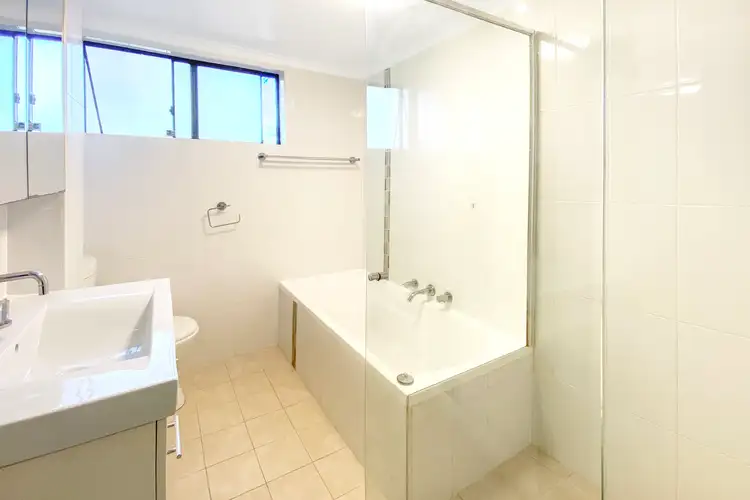 Fourth view of Homely apartment listing, 9/211 Waterloo Road, Marsfield NSW 2122