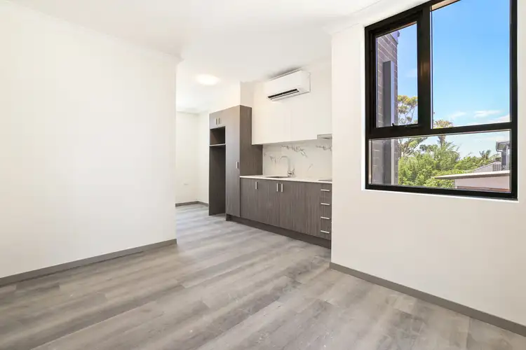 15/242 Warringah Road, Beacon Hill NSW 2100
