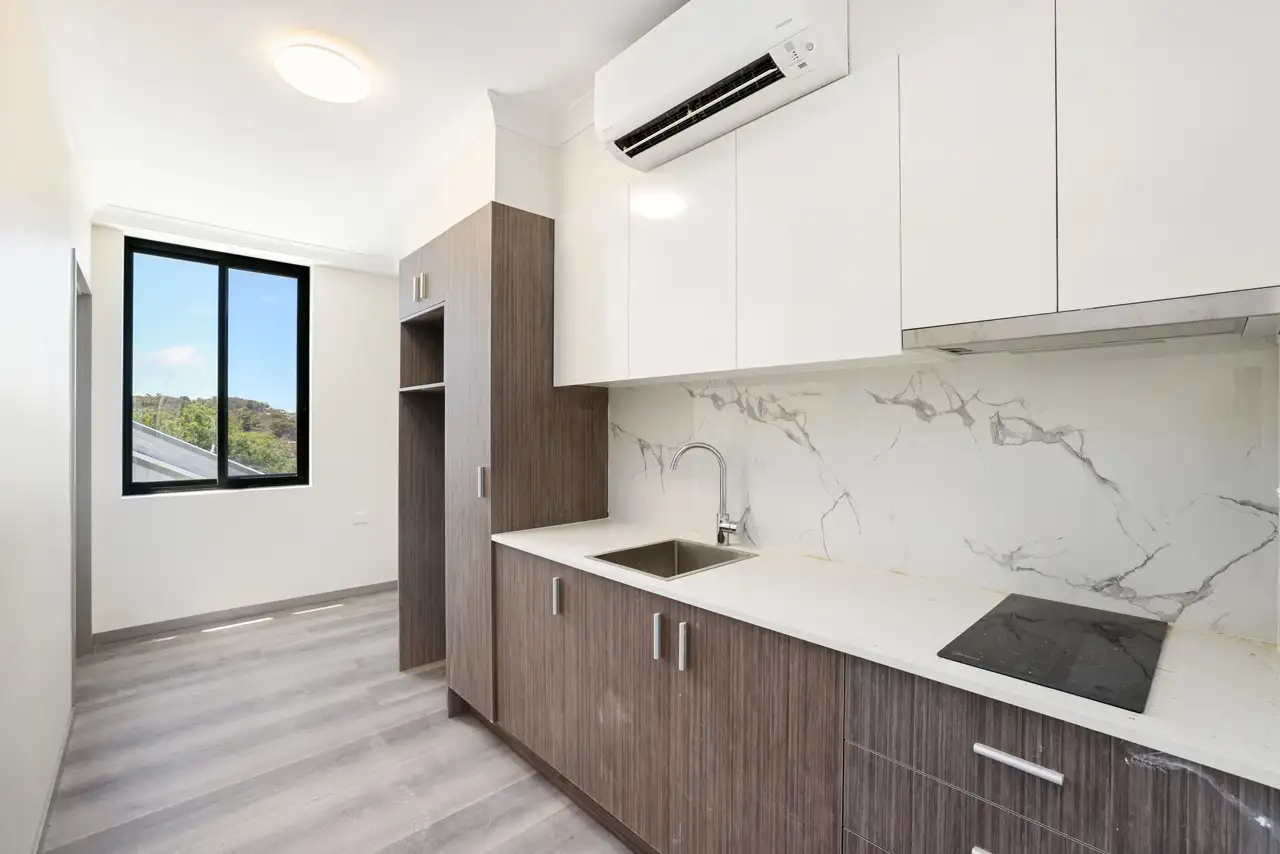 Main view of Homely studio listing, 15/242 Warringah Road, Beacon Hill NSW 2100