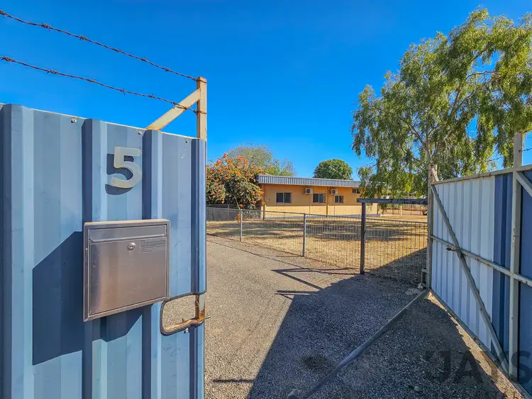 5 Richardson Road, Mount Isa QLD 4825