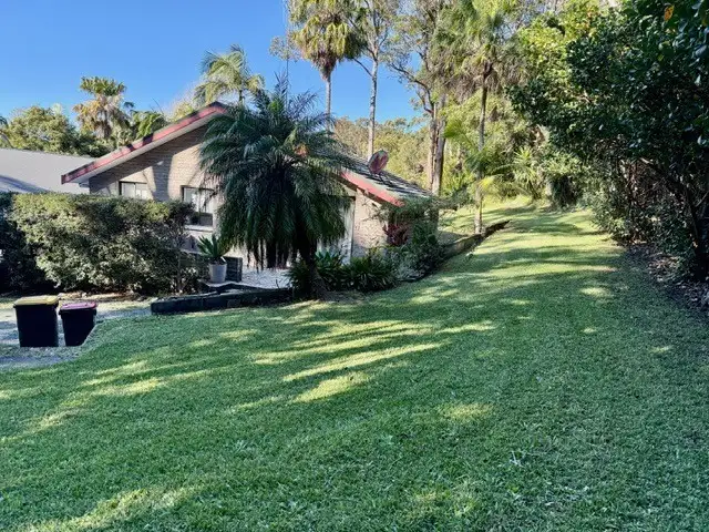 8 Lakeside Crescent, Elizabeth Beach NSW 2428