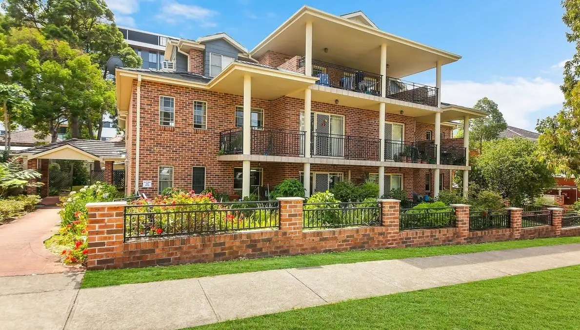 Main view of Homely unit listing, 10/18-20 Ocean Street, Kogarah NSW 2217