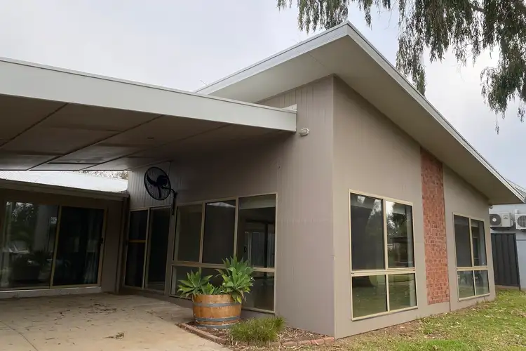 17 Phalaris Lane, Bundalong VIC 3730