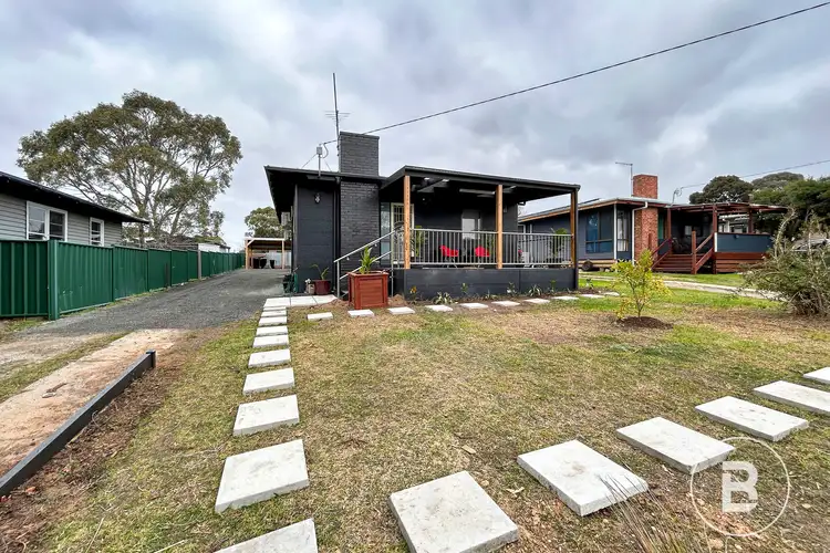 34 Churchill Avenue, Ararat VIC 3377
