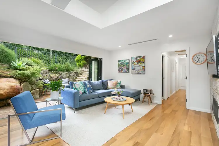 9 The Bulwark, Castlecrag NSW 2068
