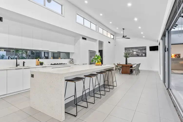 Sixth view of Homely house listing, 8 Narracan Close, Caroline Springs VIC 3023