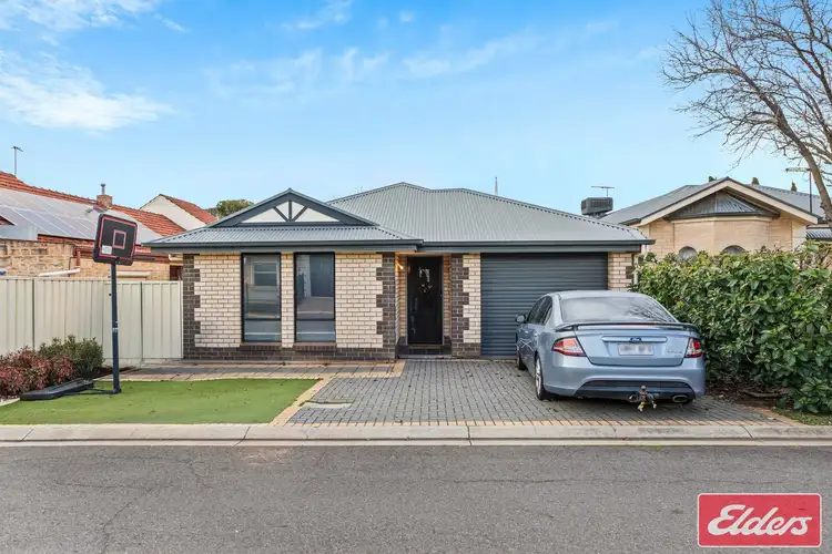 2 Brambley Lane, Craigmore SA 5114