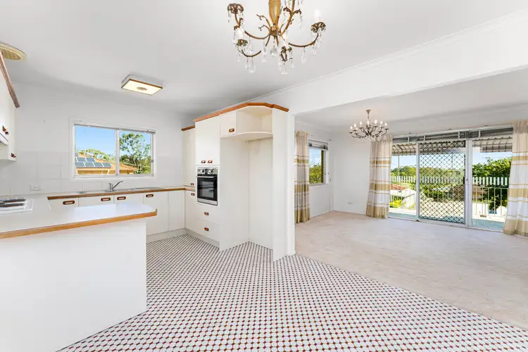 7 Kidd Street, Robertson QLD 4109