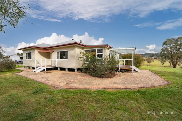 36 Dangarsleigh Road, Armidale NSW 2350