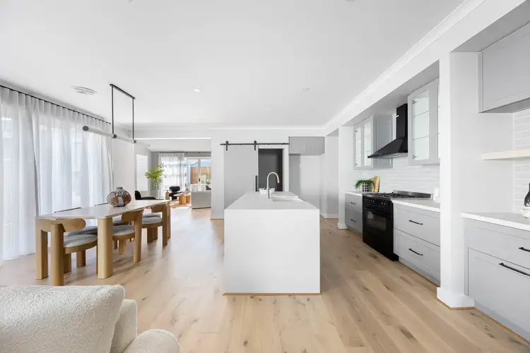 Fifth view of Homely house listing, 7 Cotton Circuit, Gisborne VIC 3437