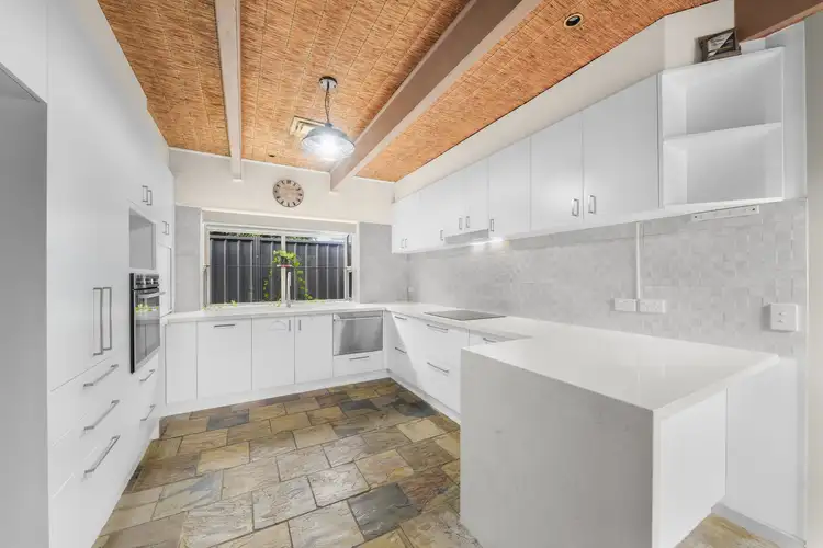 Fifth view of Homely house listing, 42 Nantilla Cres, Werribee VIC 3030
