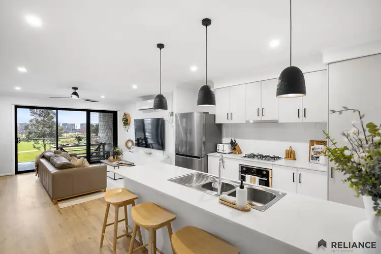 Fourth view of Homely house listing, 6 Abbington Street, Craigieburn VIC 3064