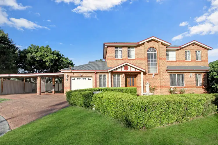 2 Seine Place, Miranda NSW 2228