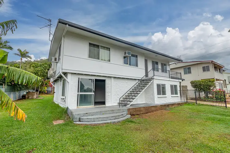 33 Rundle Street, Mount Louisa QLD 4814