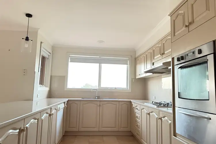 Third view of Homely house listing, 5 Glencoe Court, Epping VIC 3076