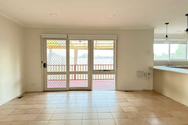Fourth view of Homely house listing, 5 Glencoe Court, Epping VIC 3076