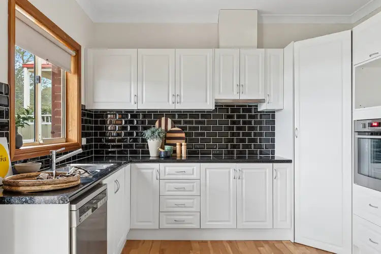 Fifth view of Homely house listing, 102 Hurling Drive, Mount Barker SA 5251