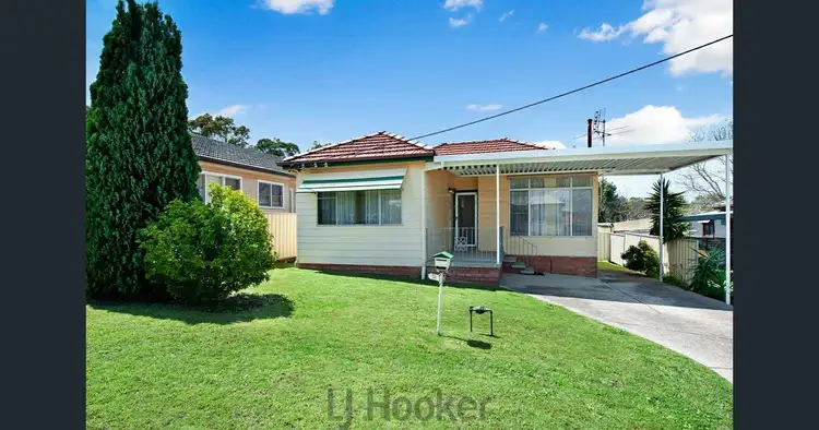 38 Hill Street, Belmont NSW 2280