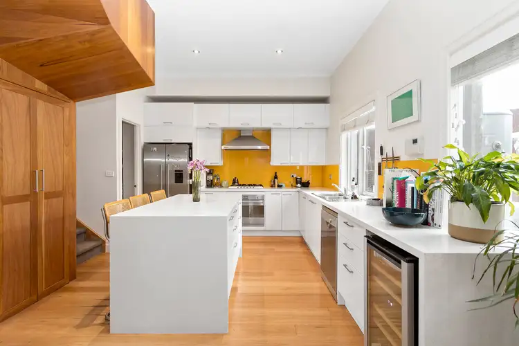 1 Thackeray Street, Elwood VIC 3184