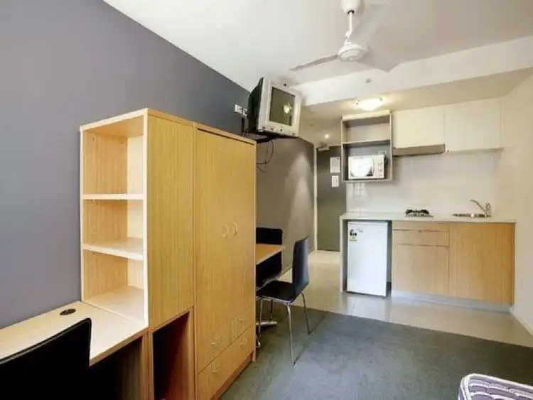 Third view of Homely apartment listing, 621/268 Flinders Street, Melbourne VIC 3000