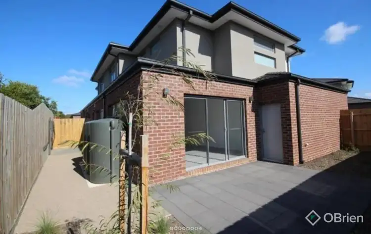 Main view of Homely house listing, 2/71 Union Road, Langwarrin VIC 3910