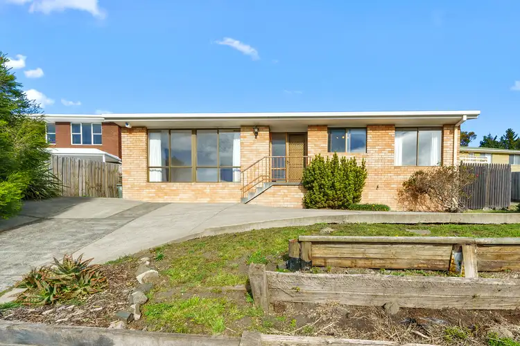 64 Sunshine Road, Austins Ferry TAS 7011