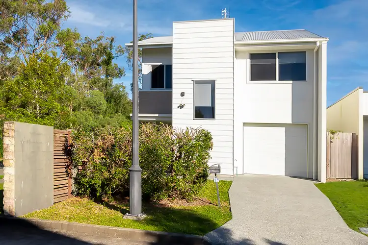 35 Savanna Gardens