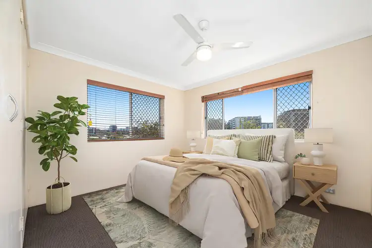 Fifth view of Homely unit listing, 4/16 Ernest Street, Greenslopes QLD 4120
