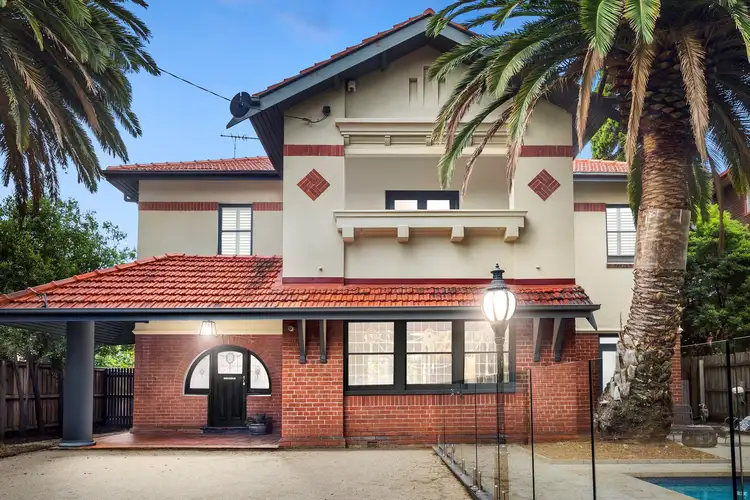 60 Alma Road, St Kilda VIC 3182