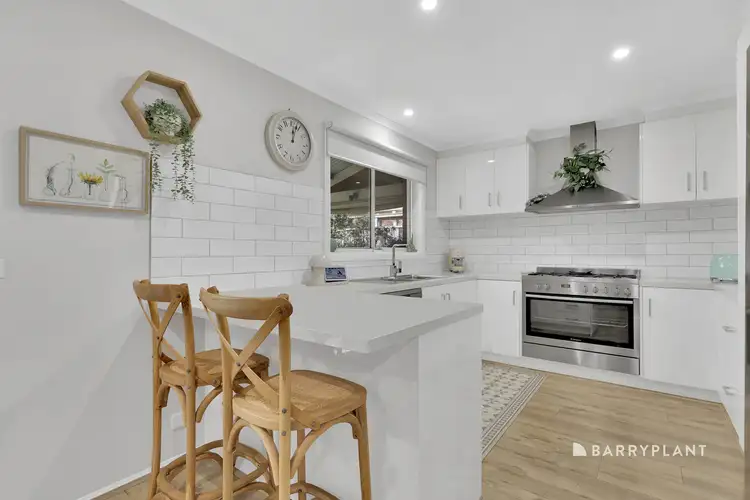 Fifth view of Homely house listing, 6 Poppy Drive, South Morang VIC 3752