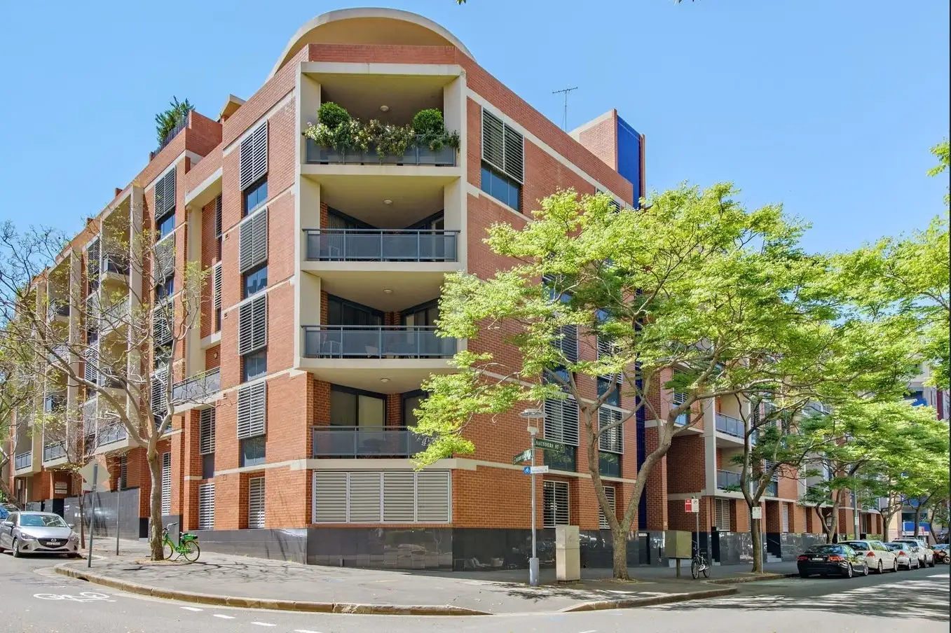 Main view of Homely apartment listing, 1/38 Saunders Street, Pyrmont NSW 2009