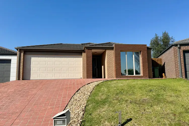 Main view of Homely house listing, 10 Sing Crescent, Berwick VIC 3806