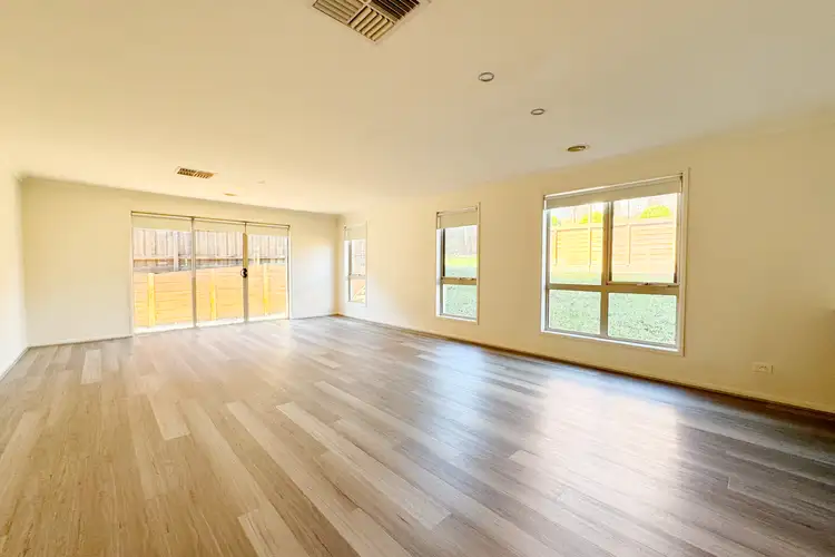 Second view of Homely house listing, 10 Sing Crescent, Berwick VIC 3806