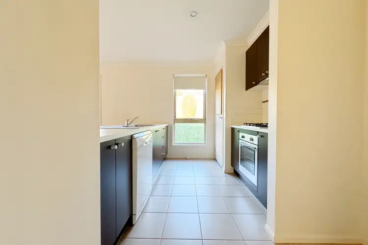 Fourth view of Homely house listing, 10 Sing Crescent, Berwick VIC 3806