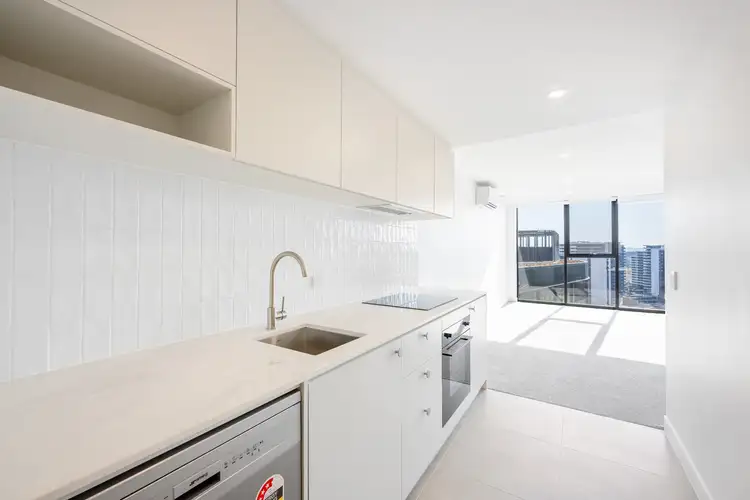 1016/6 Furzer Street, Phillip ACT 2606