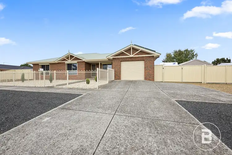 Second view of Homely house listing, 4 Mountview Drive, Sebastopol VIC 3356
