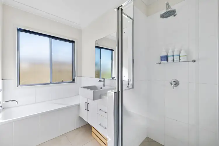 Sixth view of Homely house listing, 12 Singleton Court, Emerald QLD 4720